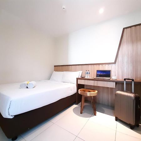 Hotel Pantes Kota Lama Semarang Exterior foto